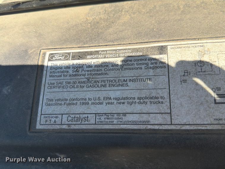 image for item DQ7920 1999 Ford F150 flatbed pickup truck