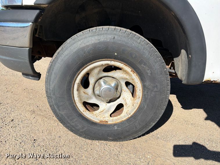 image for item DQ7920 1999 Ford F150 flatbed pickup truck
