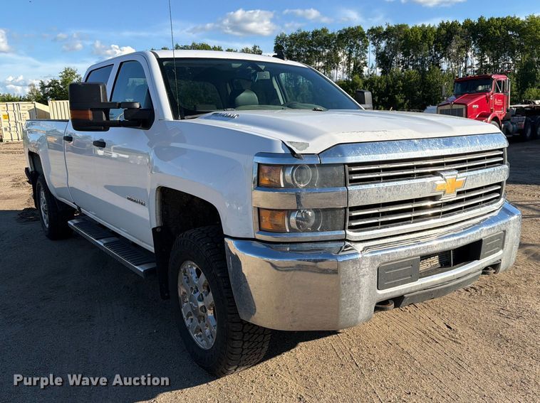 image for item DQ7921 2016 Chevrolet Silverado 3500HD Crew Cab pickup truck