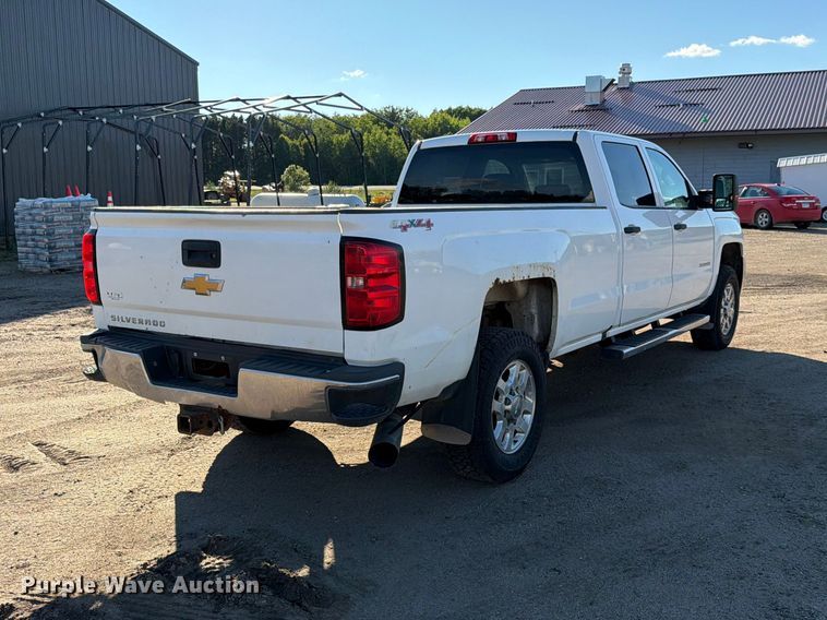 image for item DQ7921 2016 Chevrolet Silverado 3500HD Crew Cab pickup truck