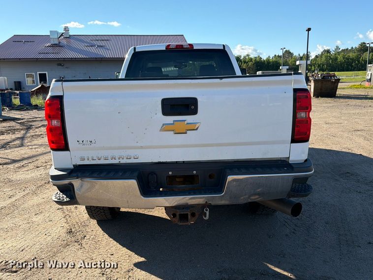 image for item DQ7921 2016 Chevrolet Silverado 3500HD Crew Cab pickup truck