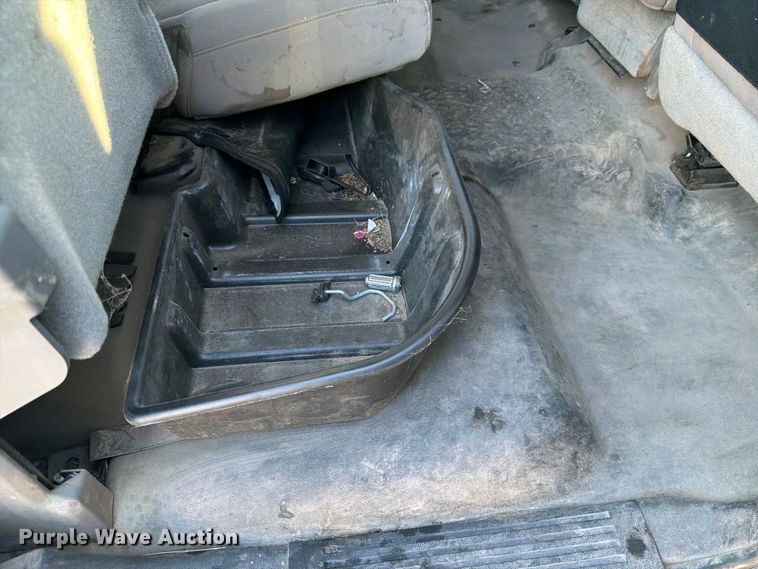 image for item DQ7921 2016 Chevrolet Silverado 3500HD Crew Cab pickup truck