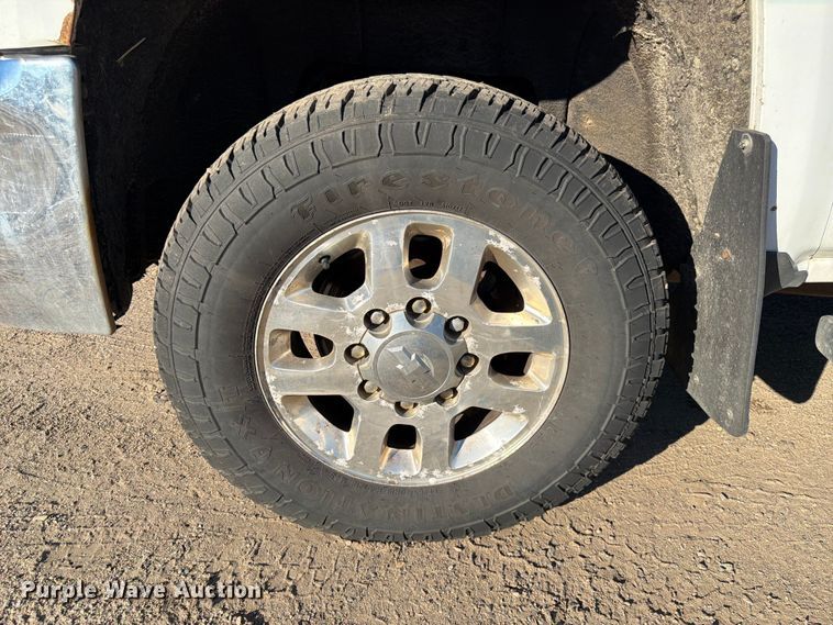 image for item DQ7921 2016 Chevrolet Silverado 3500HD Crew Cab pickup truck
