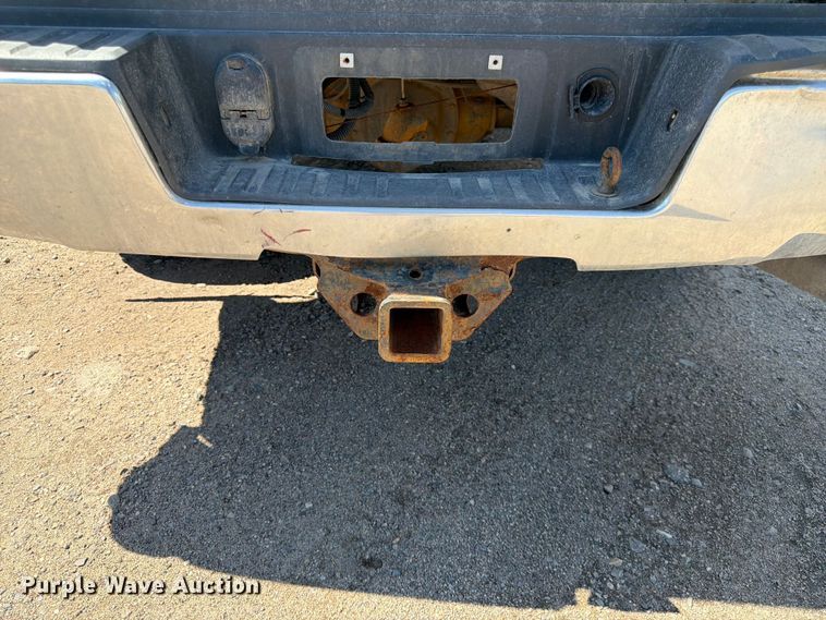 image for item DQ7923 2016 Chevrolet Silverado 3500HD Crew Cab pickup truck