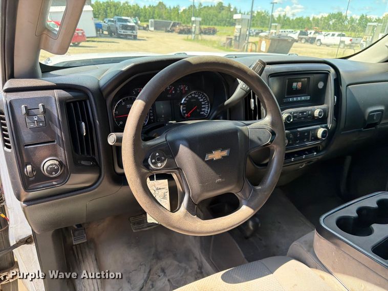 image for item DQ7923 2016 Chevrolet Silverado 3500HD Crew Cab pickup truck