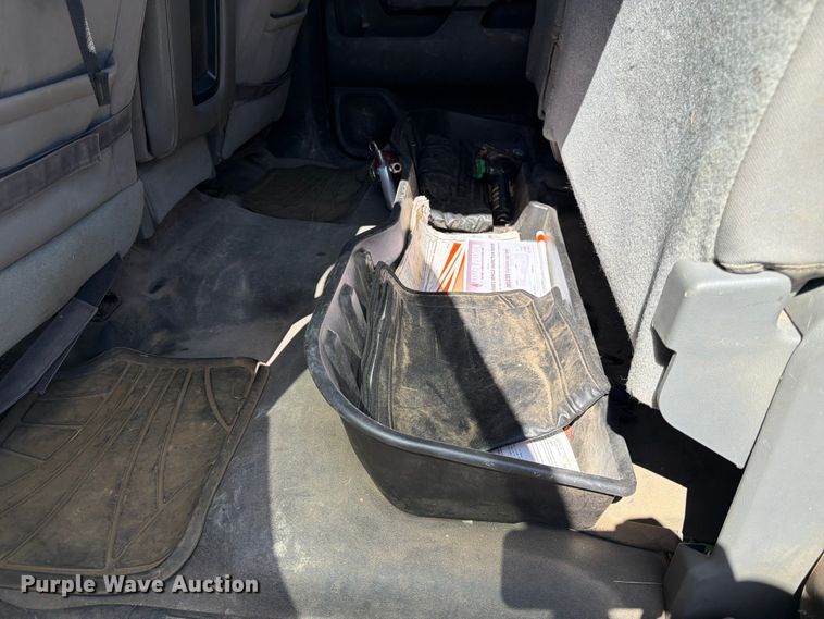 image for item DQ7923 2016 Chevrolet Silverado 3500HD Crew Cab pickup truck