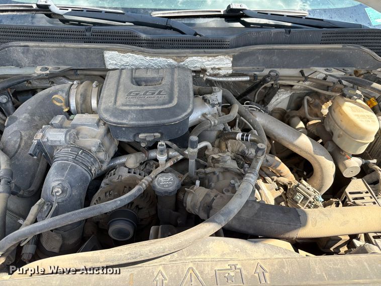 image for item DQ7923 2016 Chevrolet Silverado 3500HD Crew Cab pickup truck