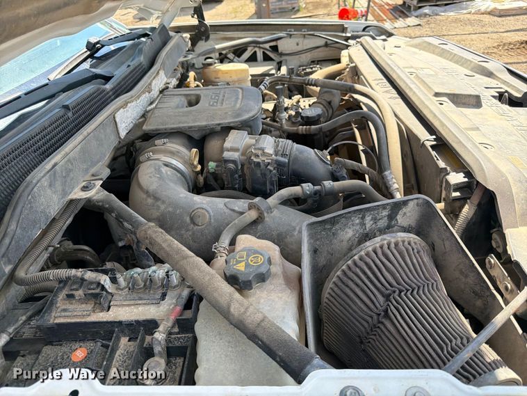 image for item DQ7923 2016 Chevrolet Silverado 3500HD Crew Cab pickup truck