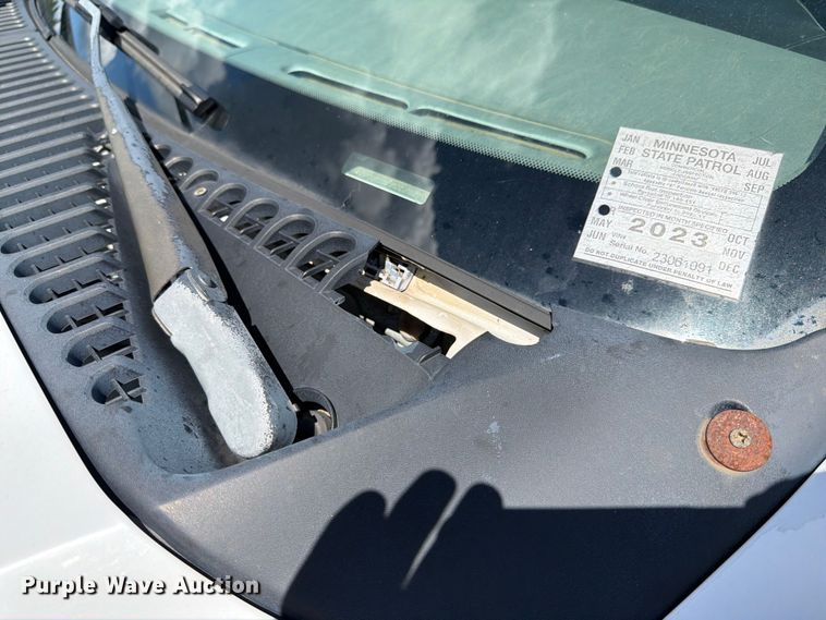 image for item DQ7925 2006 Ford F350 Super Duty Crew Cab utility bed pickup truck