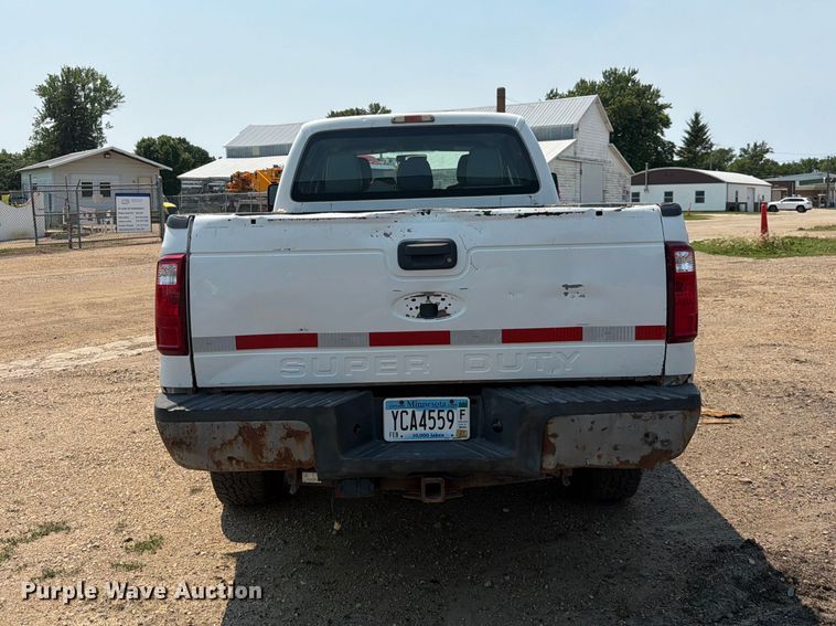 image for item DQ7939 2011 Ford F350 Super Duty Crew Cab pickup truck