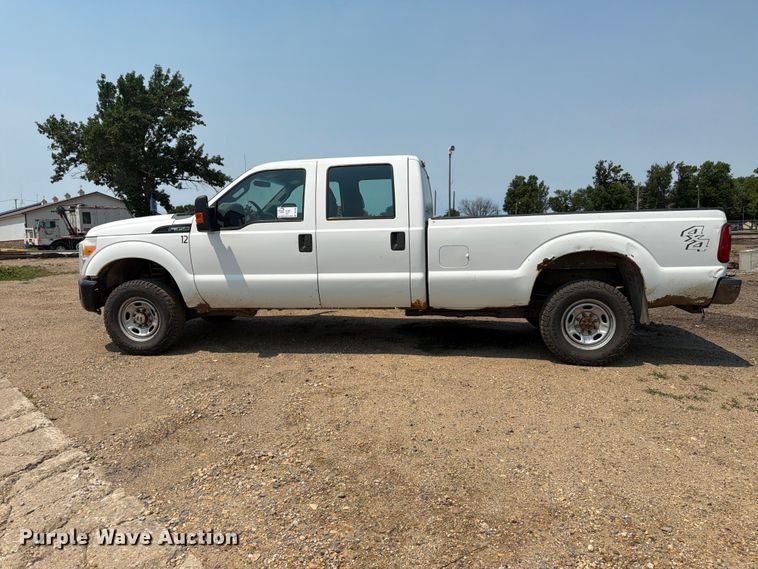 image for item DQ7939 2011 Ford F350 Super Duty Crew Cab pickup truck