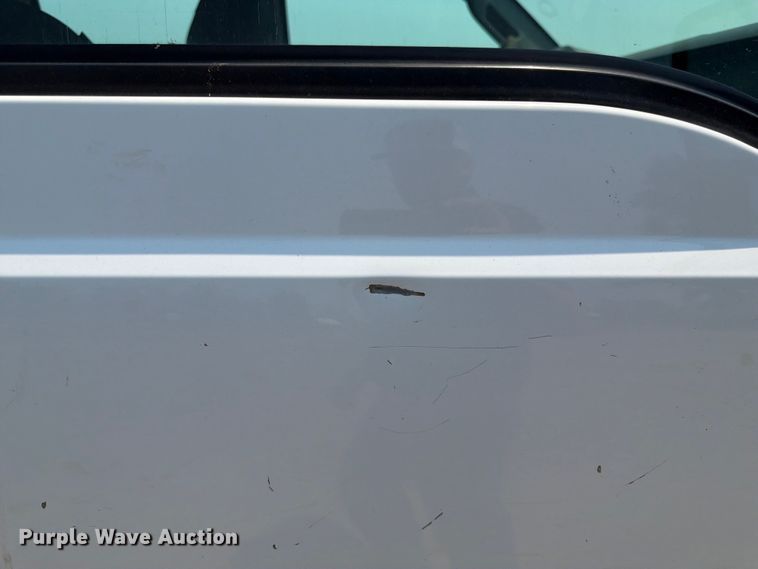 image for item DQ7939 2011 Ford F350 Super Duty Crew Cab pickup truck