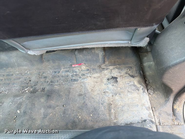 image for item DQ7939 2011 Ford F350 Super Duty Crew Cab pickup truck