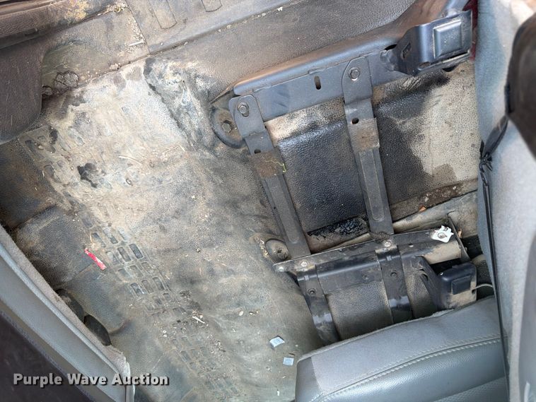 image for item DQ7939 2011 Ford F350 Super Duty Crew Cab pickup truck