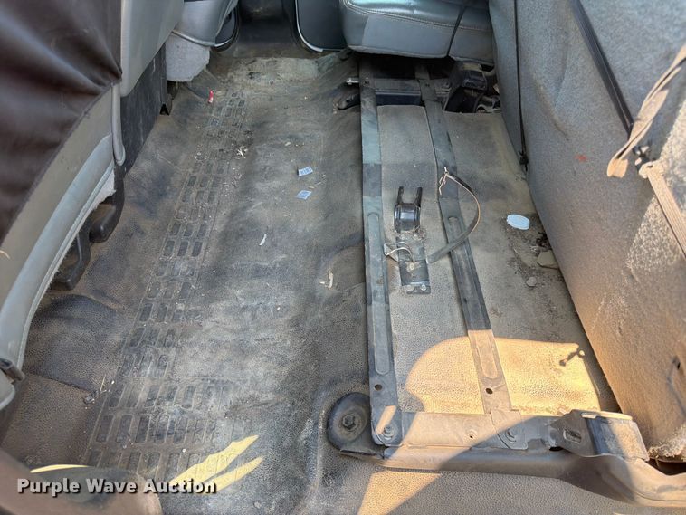 image for item DQ7939 2011 Ford F350 Super Duty Crew Cab pickup truck