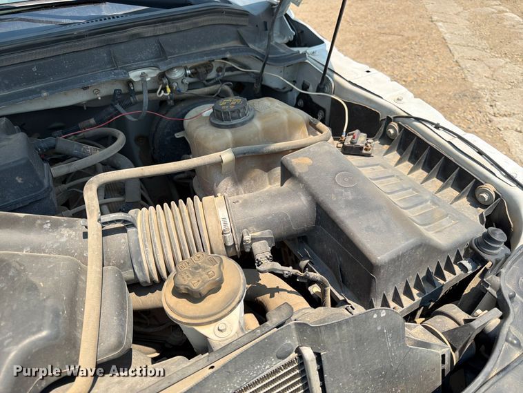 image for item DQ7939 2011 Ford F350 Super Duty Crew Cab pickup truck