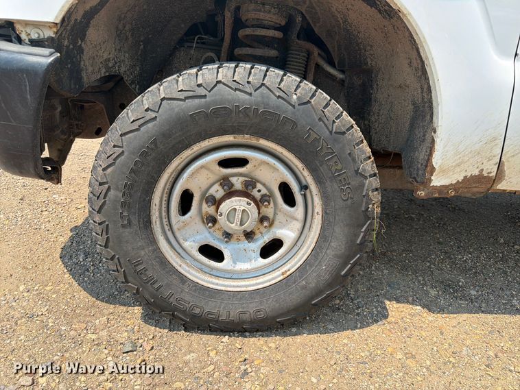 image for item DQ7939 2011 Ford F350 Super Duty Crew Cab pickup truck