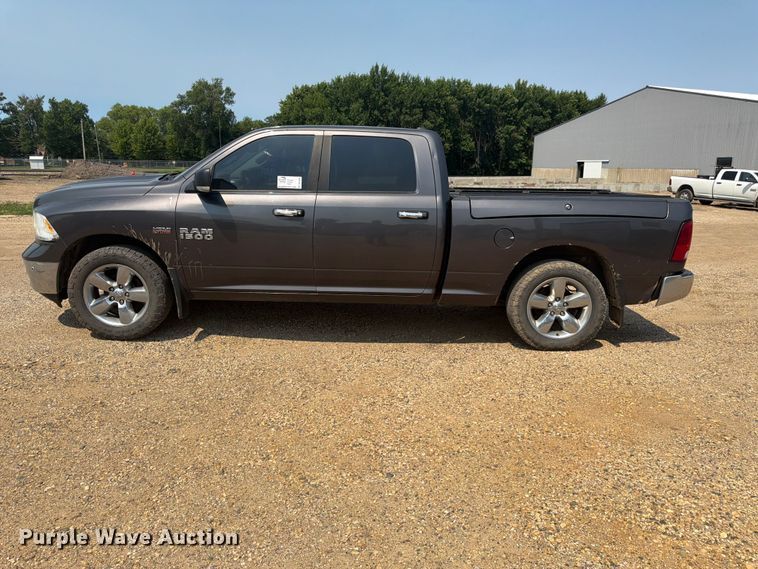 image for item DQ7942 2015 RAM 1500 Crew Cab pickup truck