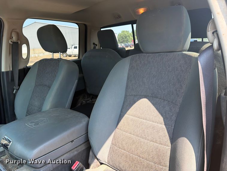 image for item DQ7942 2015 RAM 1500 Crew Cab pickup truck