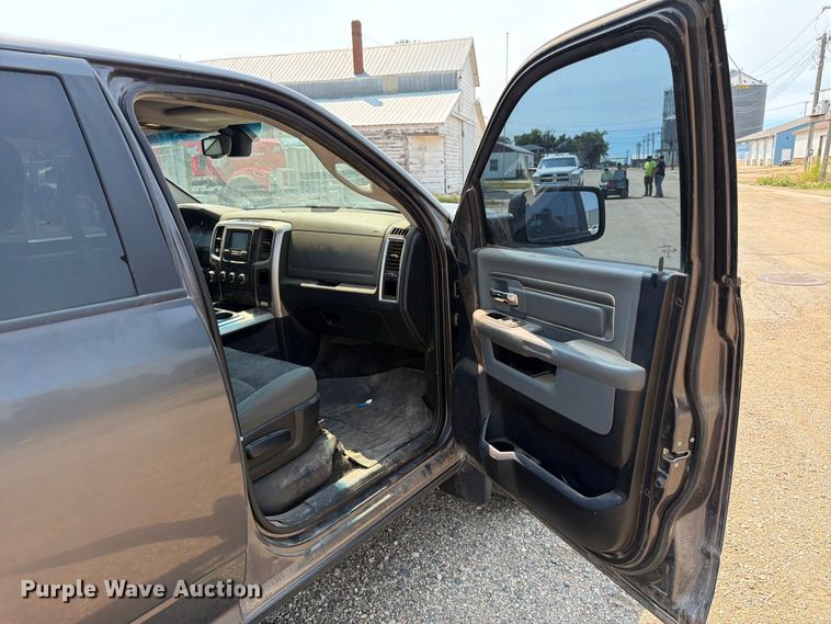 image for item DQ7942 2015 RAM 1500 Crew Cab pickup truck