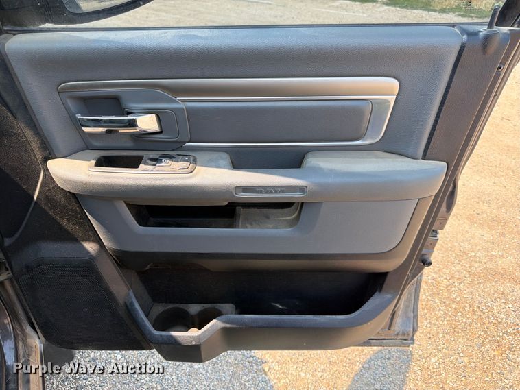 image for item DQ7942 2015 RAM 1500 Crew Cab pickup truck