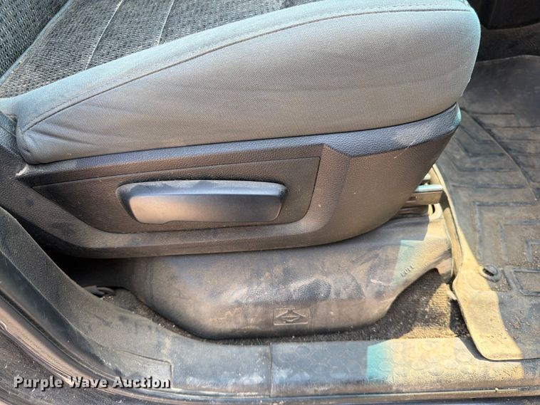 image for item DQ7942 2015 RAM 1500 Crew Cab pickup truck