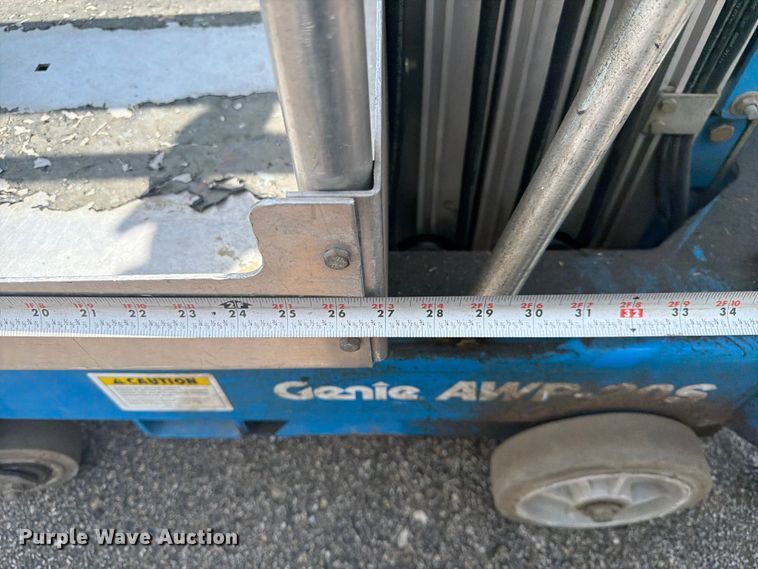 image for item DQ7943 Genie AWP-20S vertical lift