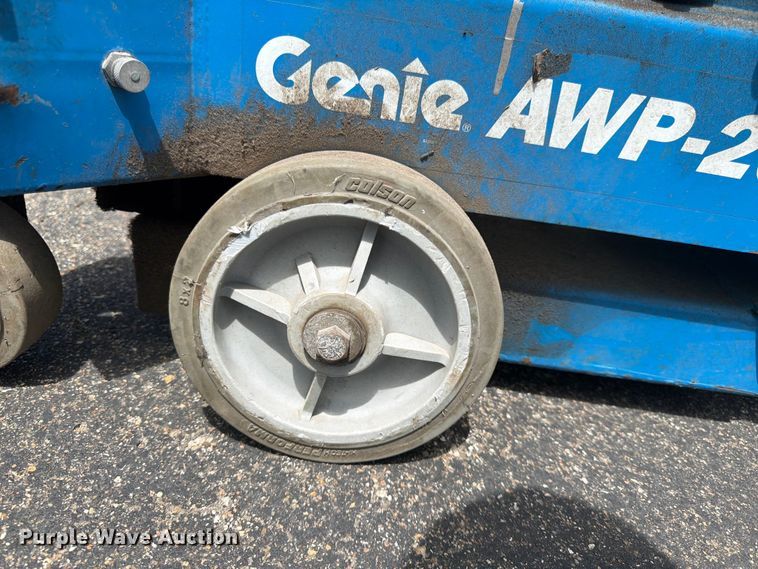 image for item DQ7943 Genie AWP-20S vertical lift