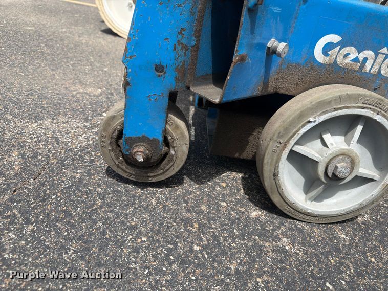 image for item DQ7943 Genie AWP-20S vertical lift