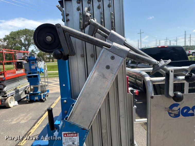 image for item DQ7944 Genie AWP-25S vertical lift