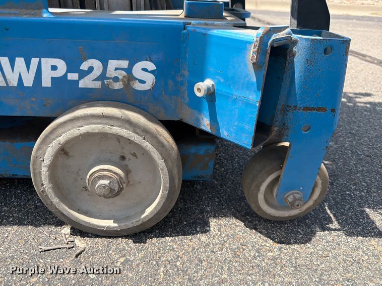 image for item DQ7944 Genie AWP-25S vertical lift