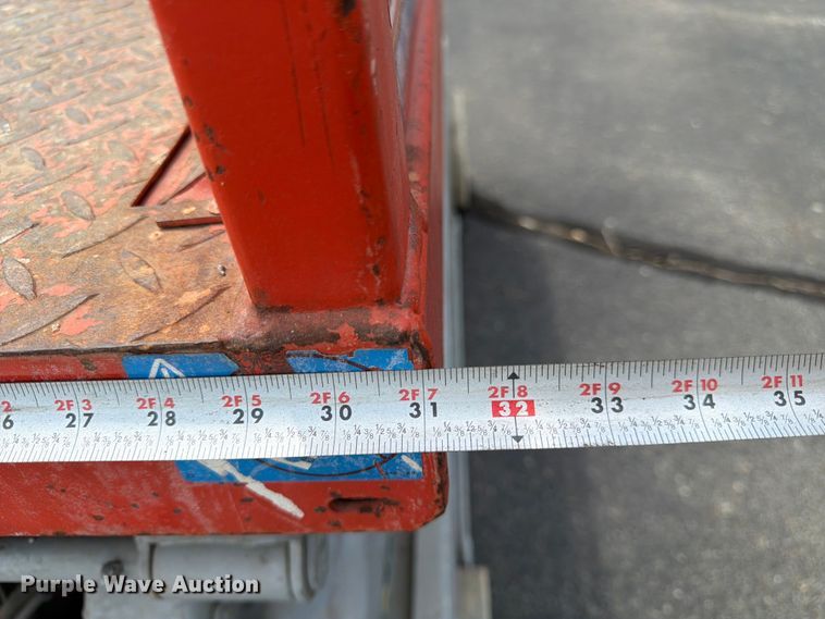 image for item DQ7945 2008 Skyjack SJIII 3226 scissor lift