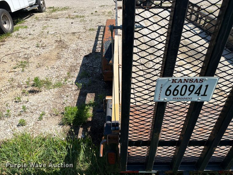 image for item DQ7950 2013 Eagle Trailer Co. utility trailer