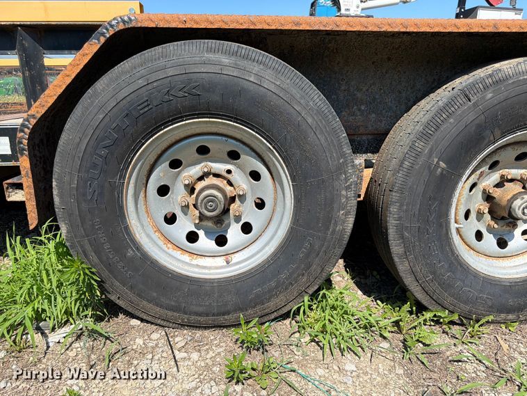 image for item DQ7950 2013 Eagle Trailer Co. utility trailer