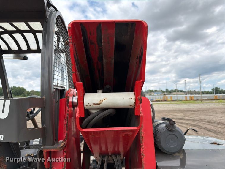 image for item DQ7954 2016 Manitou TMT 55 HT forklift