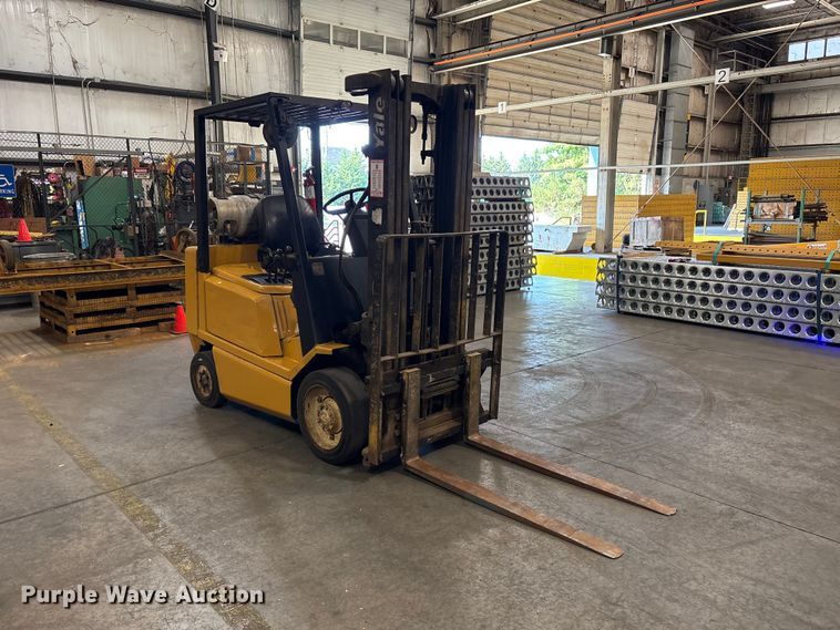 image for item DT2902 Yale GLC050RG forklift
