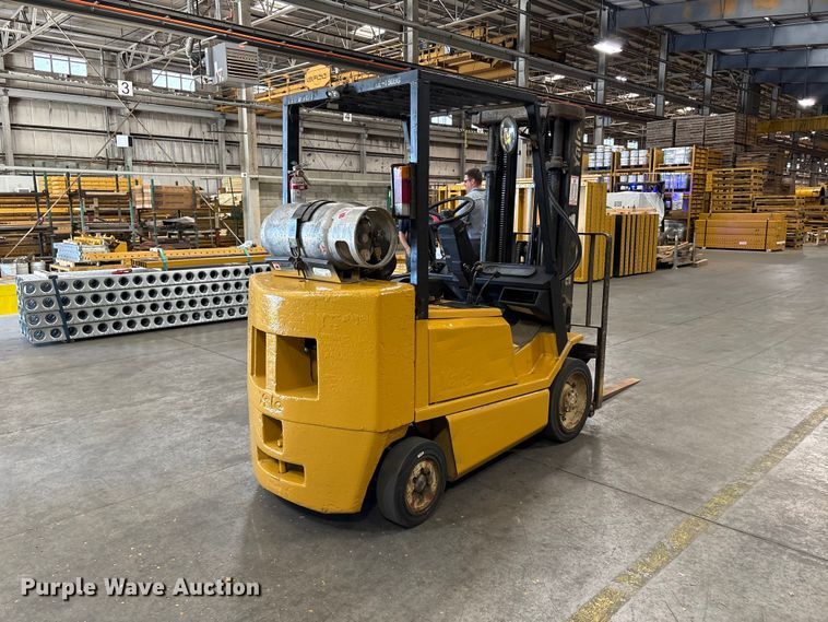 image for item DT2902 Yale GLC050RG forklift