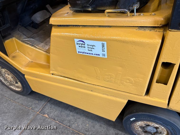 image for item DT2902 Yale GLC050RG forklift