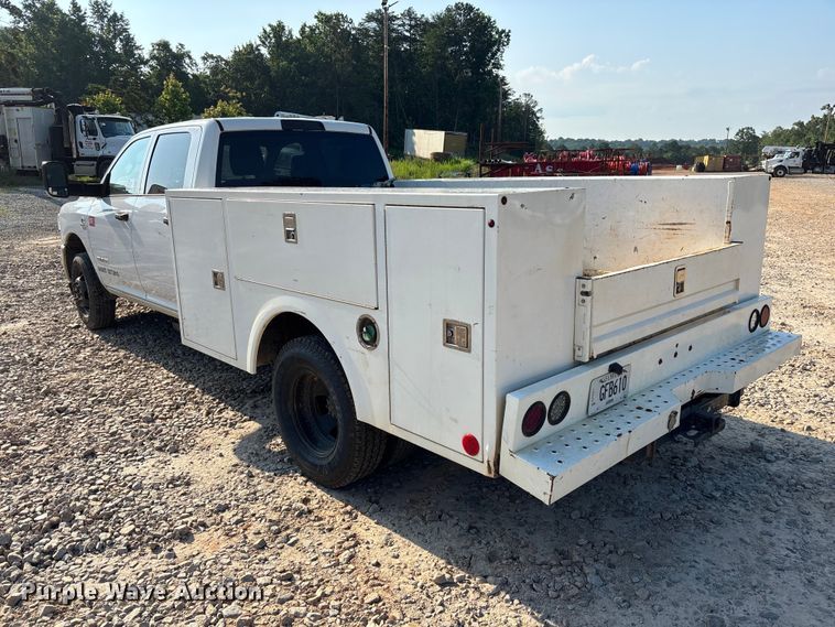 image for item DU6320 2021 RAM 3500 Crew Cab utility bed pickup truck