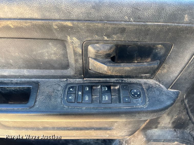 image for item DU6320 2021 RAM 3500 Crew Cab utility bed pickup truck