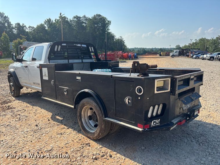 image for item DU6328 2020 RAM 5500 Crew Cab flatbed truck