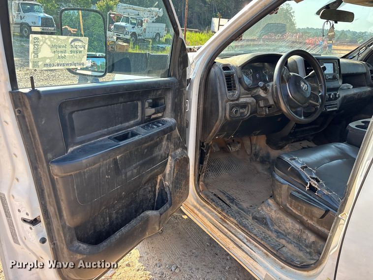 image for item DU6328 2020 RAM 5500 Crew Cab flatbed truck