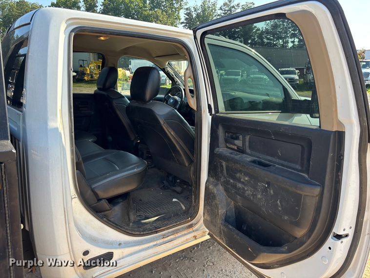 image for item DU6328 2020 RAM 5500 Crew Cab flatbed truck