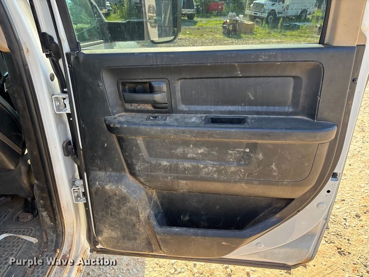 image for item DU6328 2020 RAM 5500 Crew Cab flatbed truck