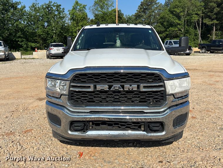 image for item DU6329 2021 RAM 3500 Crew Cab utility bed pickup truck