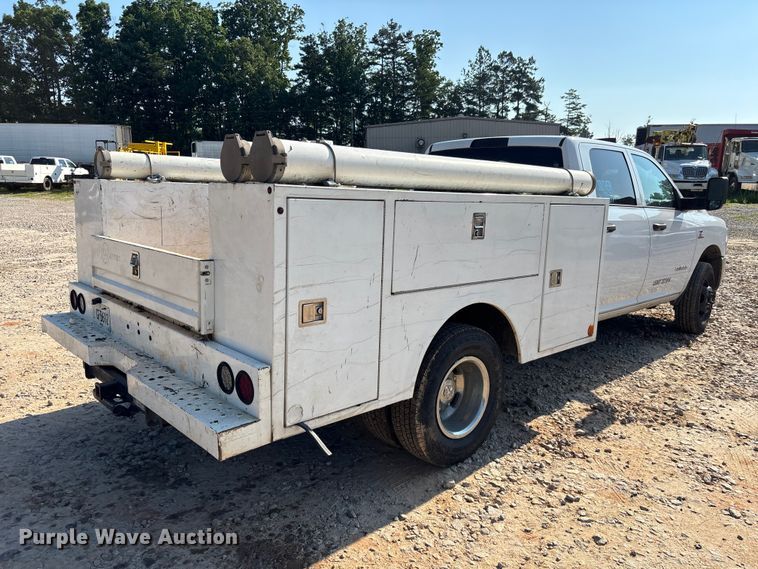 image for item DU6329 2021 RAM 3500 Crew Cab utility bed pickup truck