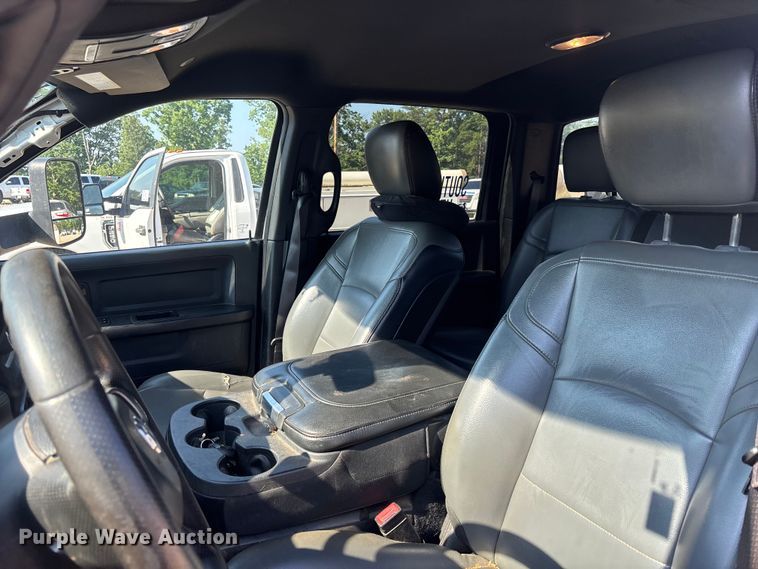 image for item DU6329 2021 RAM 3500 Crew Cab utility bed pickup truck
