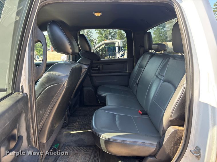 image for item DU6329 2021 RAM 3500 Crew Cab utility bed pickup truck