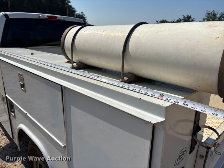 image for item DU6330 2018 Ford F250 Super Duty utility bed pickup truck