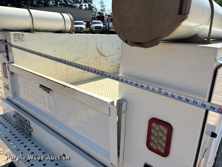 image for item DU6330 2018 Ford F250 Super Duty utility bed pickup truck